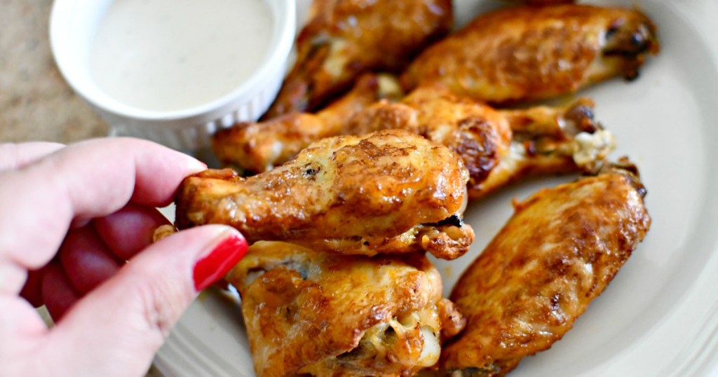 crispy wings in the mealthy crisplid