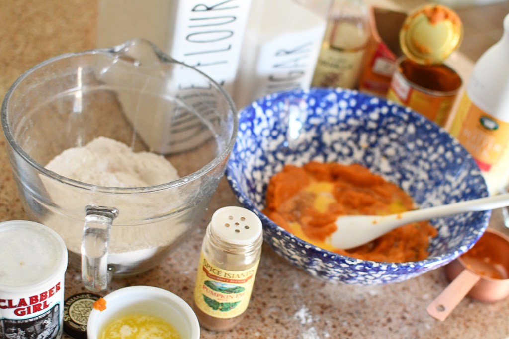 wet and dry ingredients for pumpkin pancakes