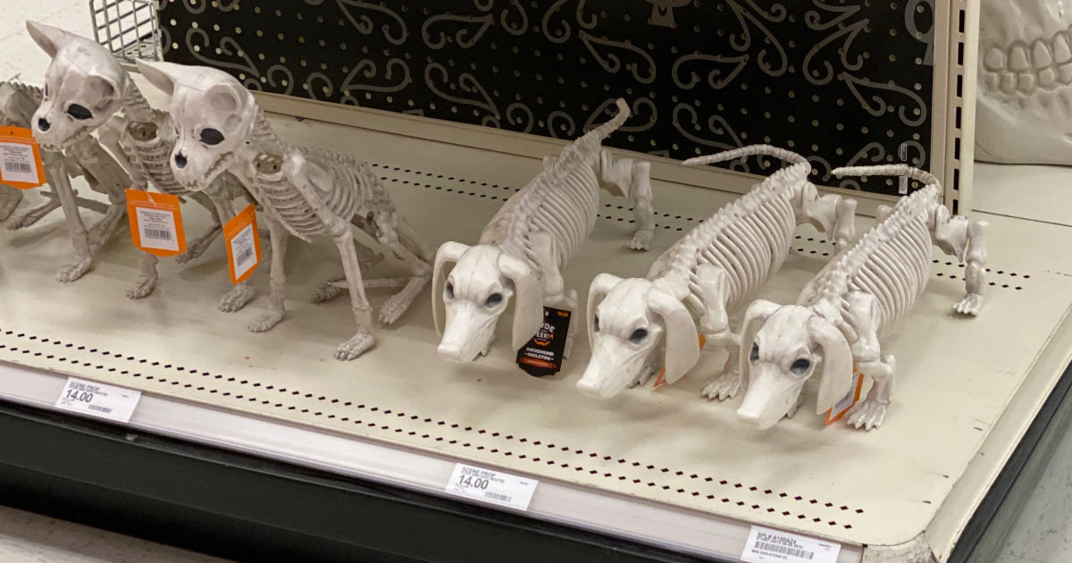 hyde and eek skeleton dogs