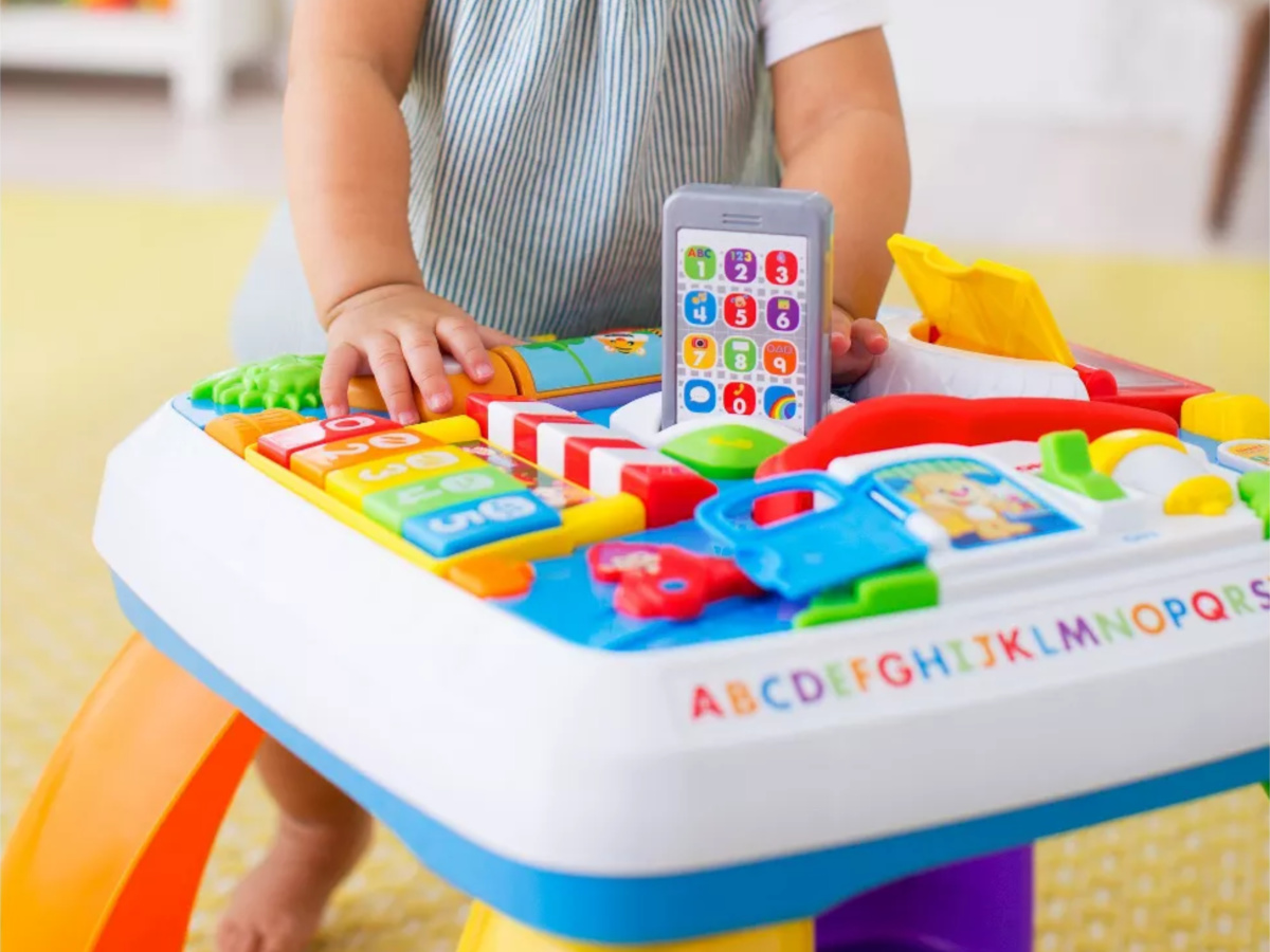 Fisher-Price Laugh and Learn Around the Town Learning Table