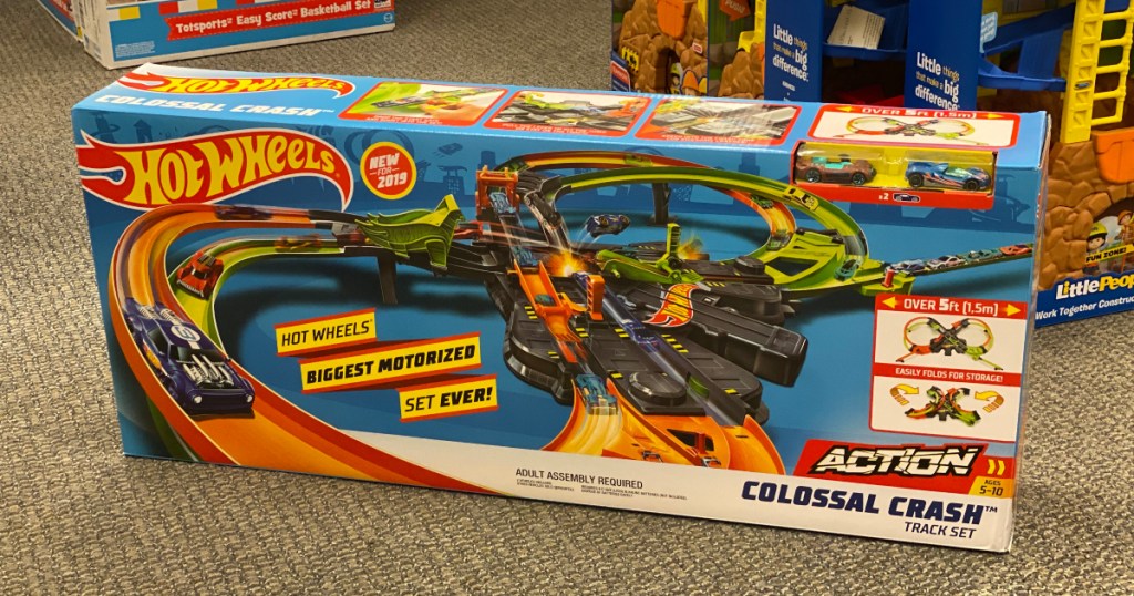 Hot Wheels Colossal Crash set