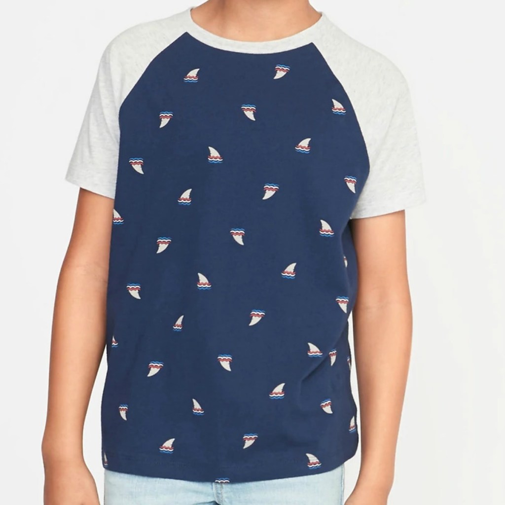 Old Navy Boys Softest Raglan-Sleeve Tee in navy blue