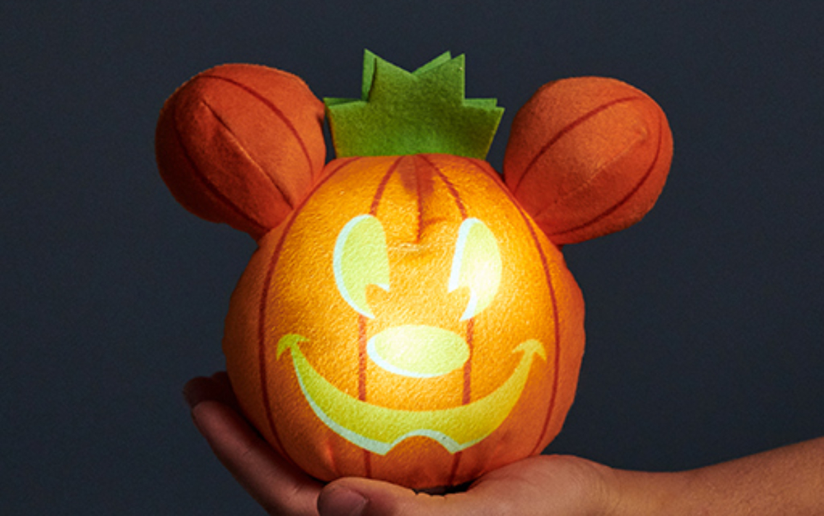 Mickey Mouse light-up jackolantern