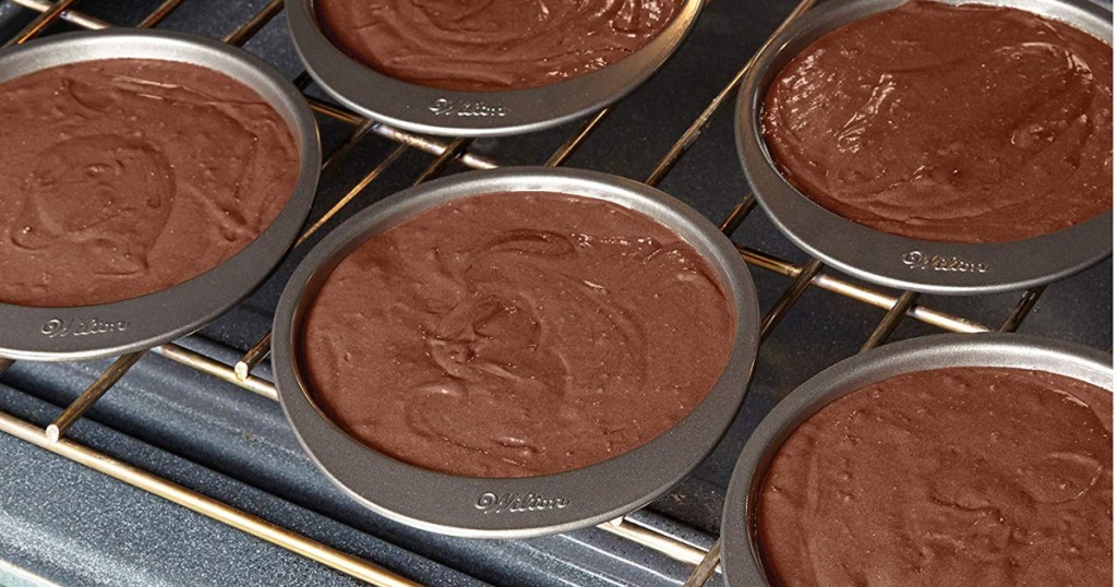 wilton pans baking chocolate cakes in oven 