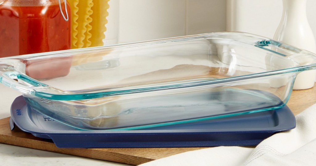 Pyrex Take and Bake Dish