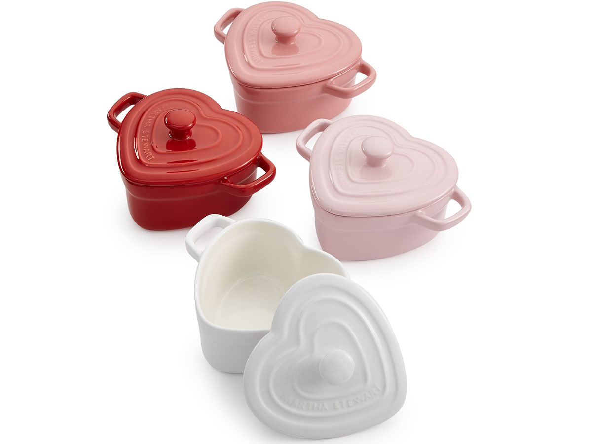 martha stewart set of four heart mini ovens