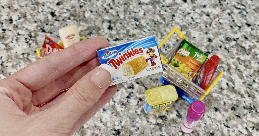 Twinkie box from Mini Brands capsule