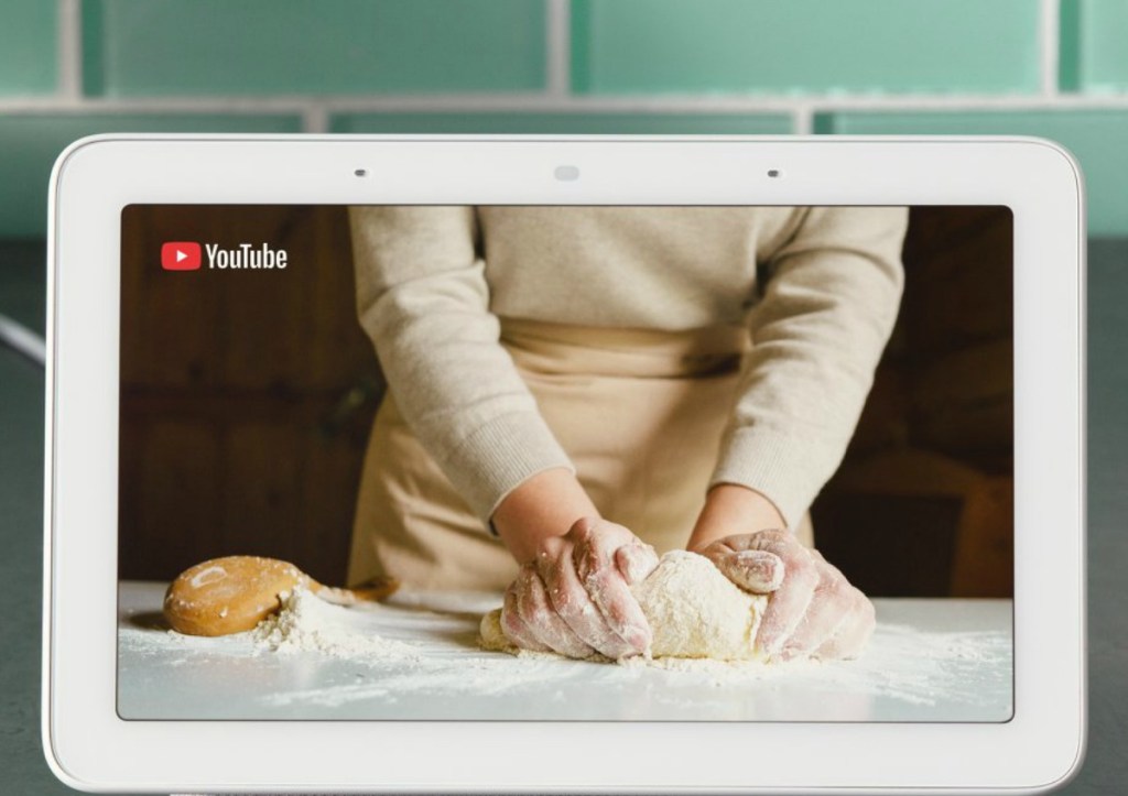 Recipe video streaming on YouTube on a Google Home device