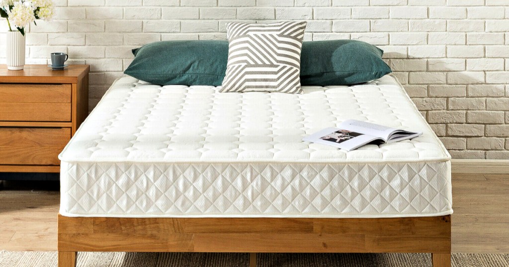 Zinus 8 Inch Spring Mattress with Quilted Cover