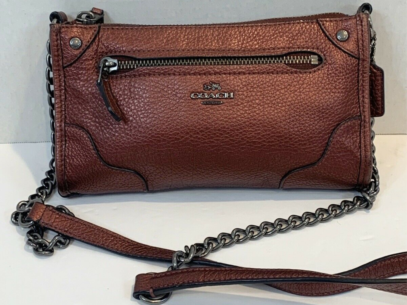 Crossbody bag