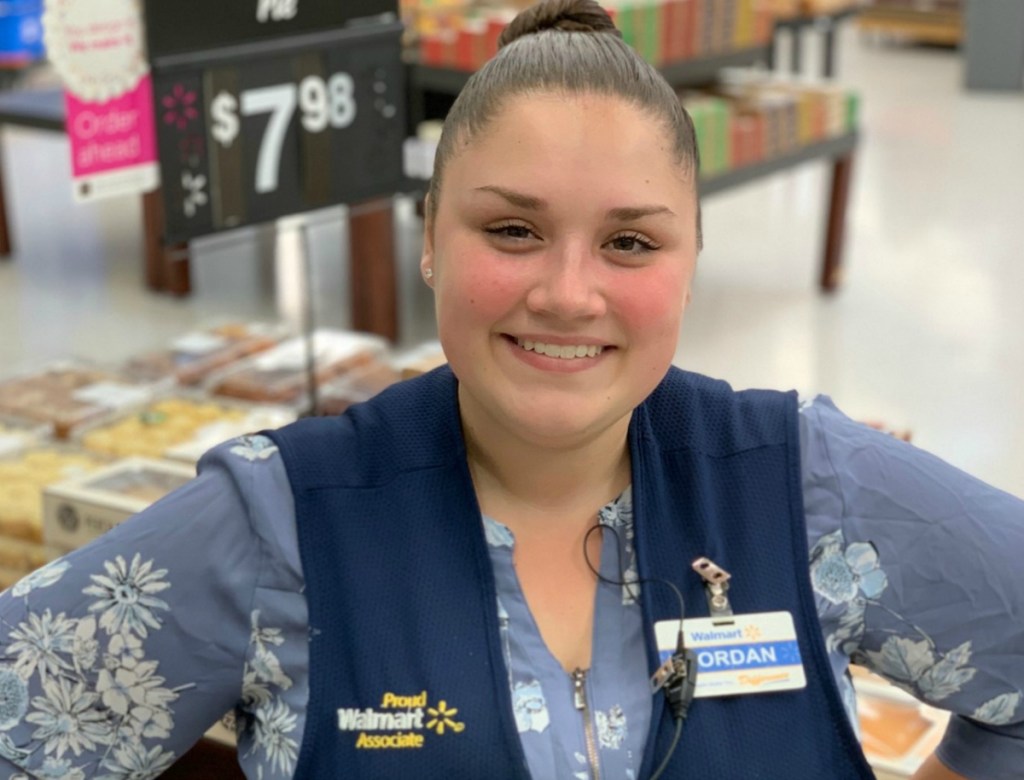 female walmart employee