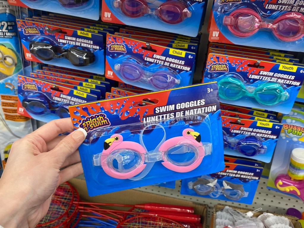 Swim goggles