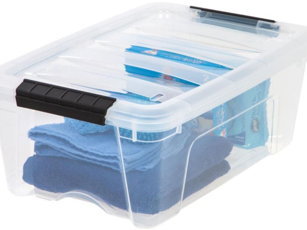 clear plastic storage container