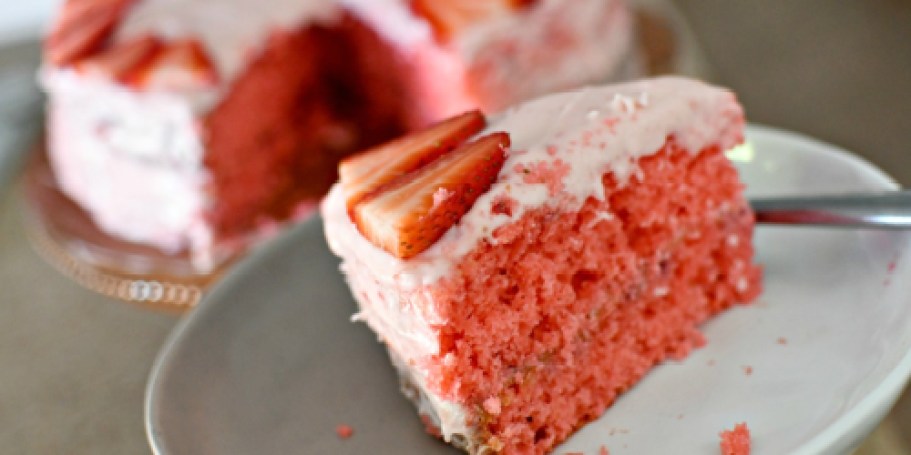Whip Up This Award-Winning Strawberry Cake—Perfect for Mother’s Day!