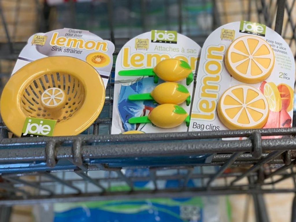 shopping cart with lemon shaped sink strainer and bag clips