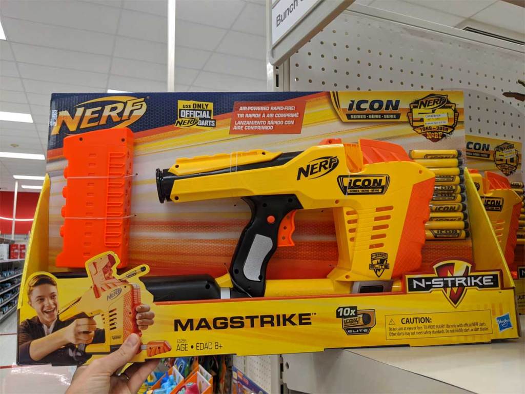 nerf gun in the store