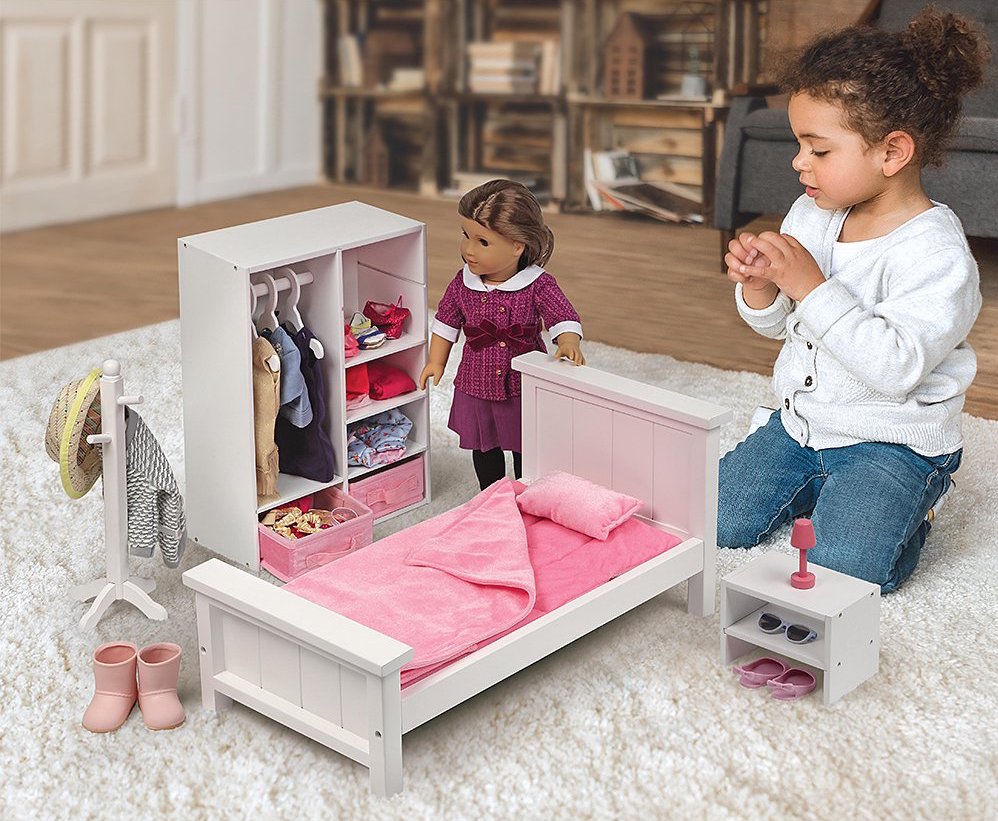 Badget Basket Bedroom set with doll