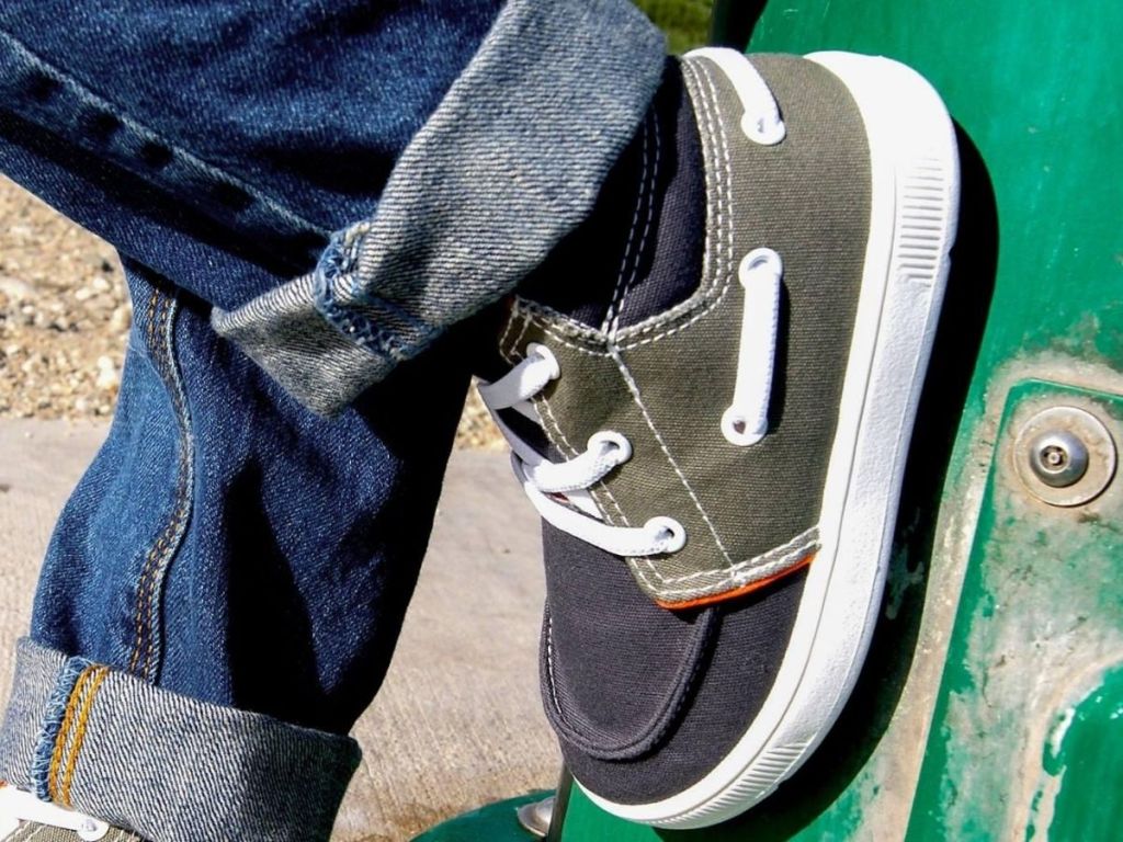 kids high top boat shoe like sneakers