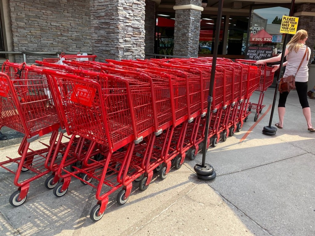 shopping carts outside Trader Joe's