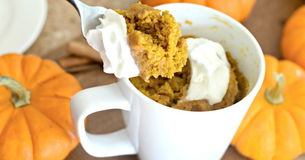 pumpkin mug cake