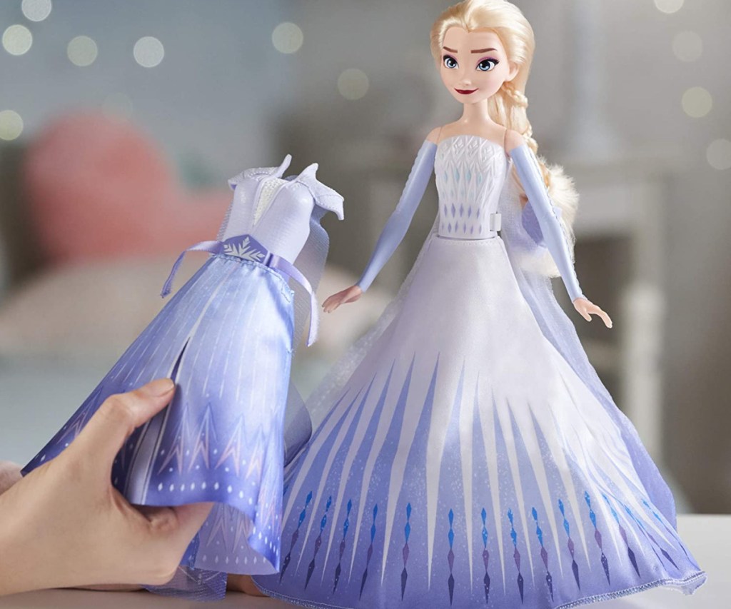 Frozen 2 Elsa doll