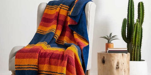 Pendleton Sherpa Fleece Throw Only $24.99 Shipped on Costco.online