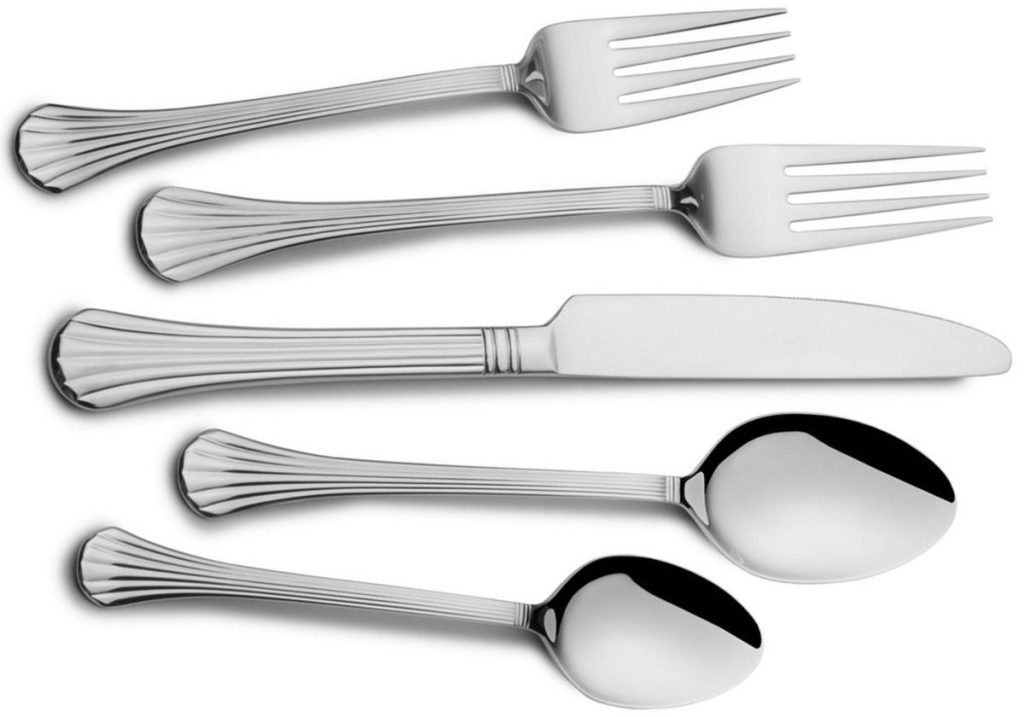 International Silver Cascade Flatware Set one place setting