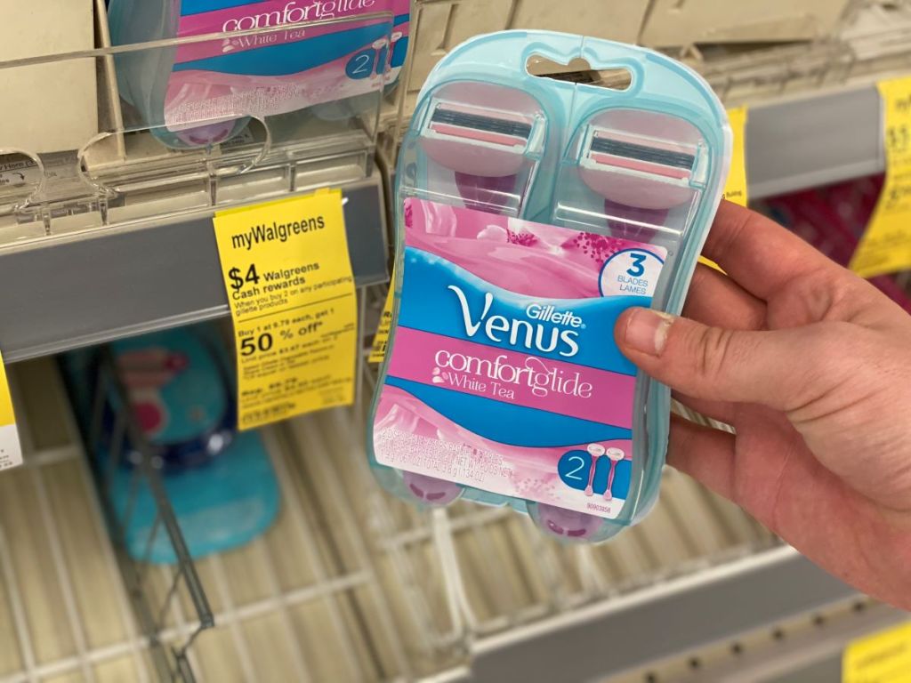 hand holding a Venus Razor