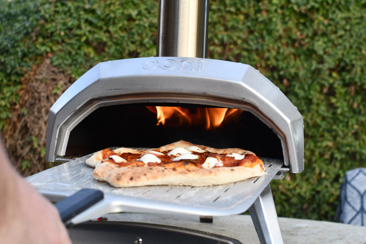 Ooni pizza oven