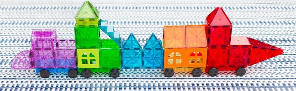 Magnatiles magnet set built as train