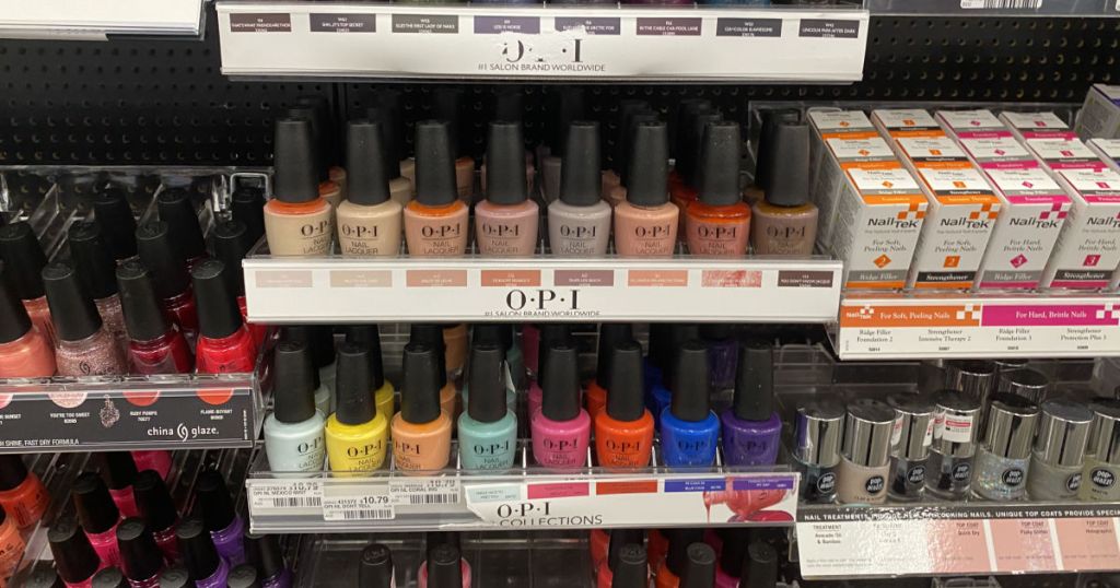 nail polish on shelf 