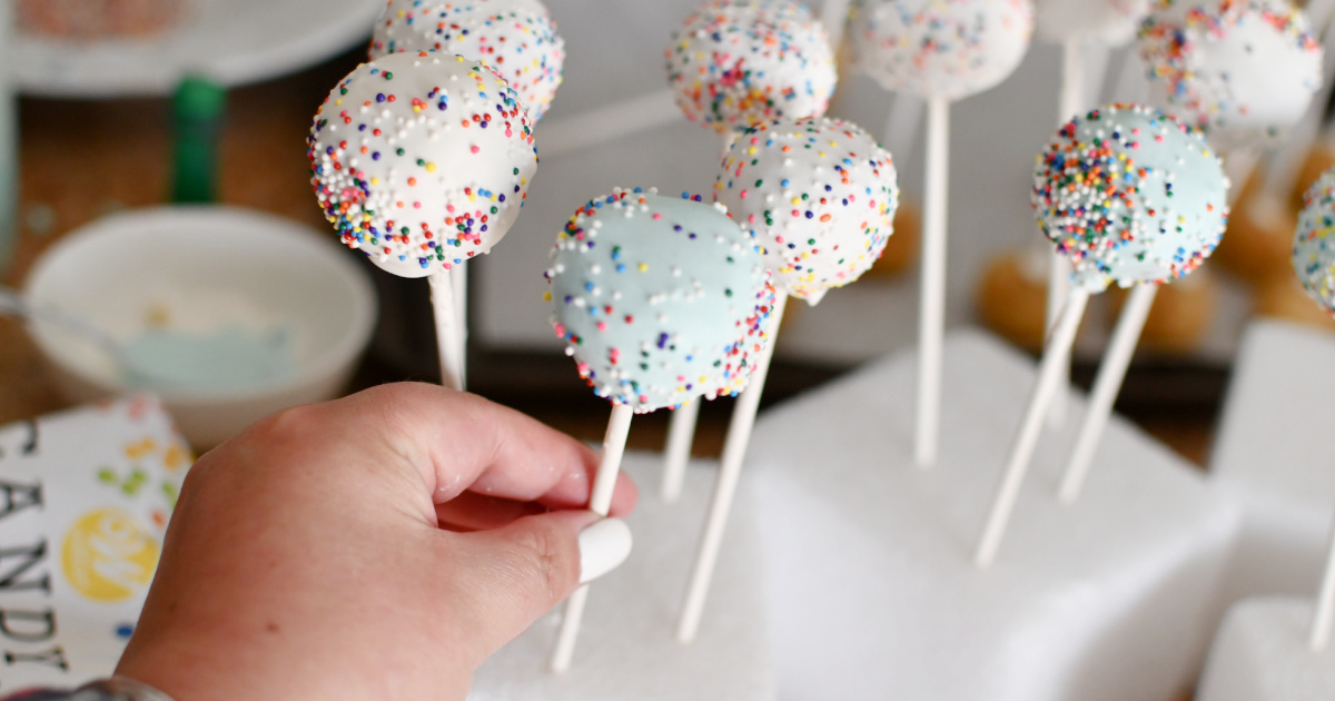 decoratedcake pops