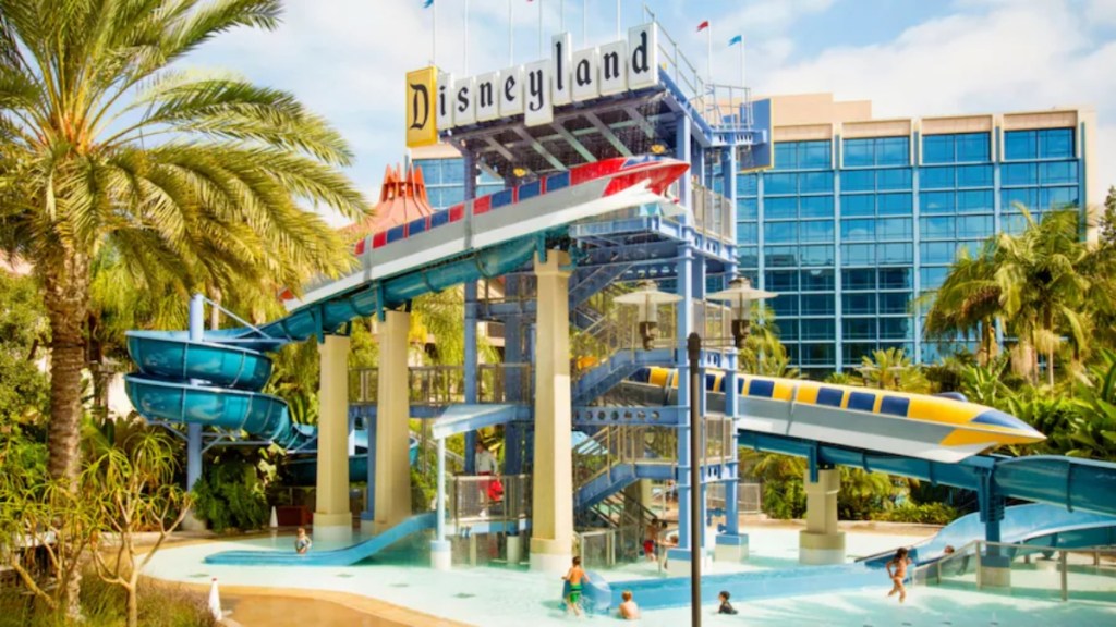 Disneyland Hotel pool area