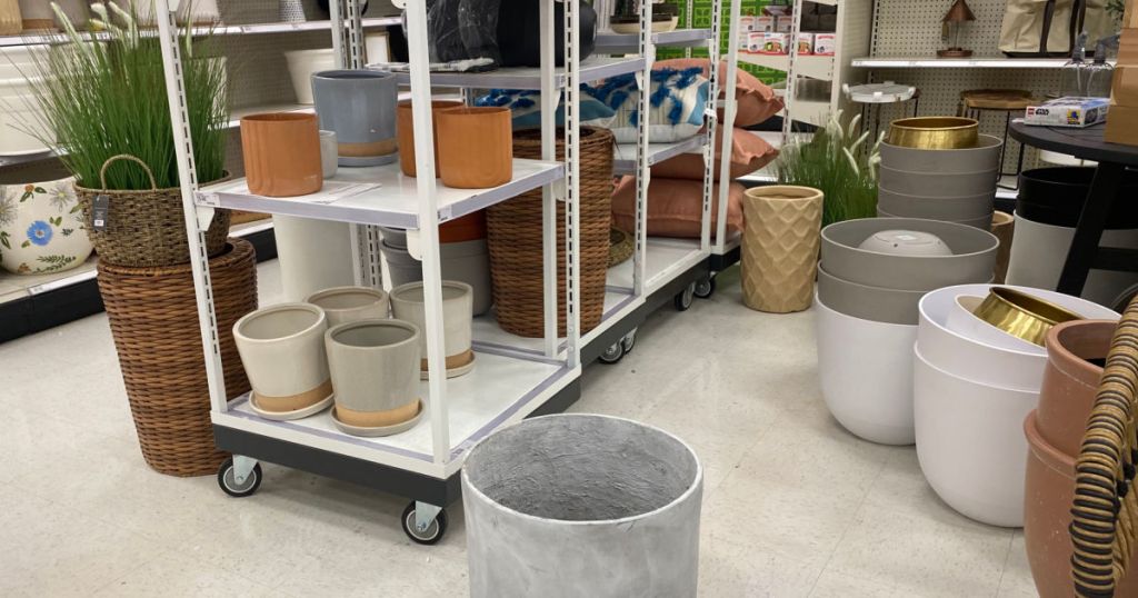 planters in store display 