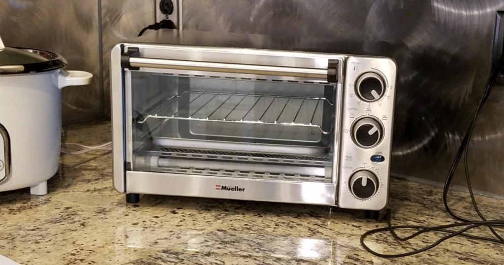 Mueller toaster oven on counter 