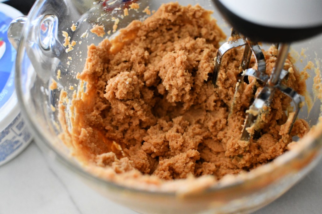 blending peanut butter pie filling