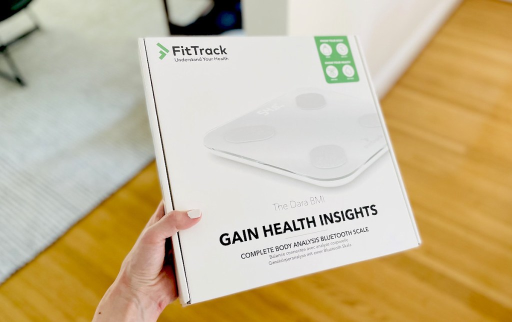 had holding box with fittrack dara smart scale