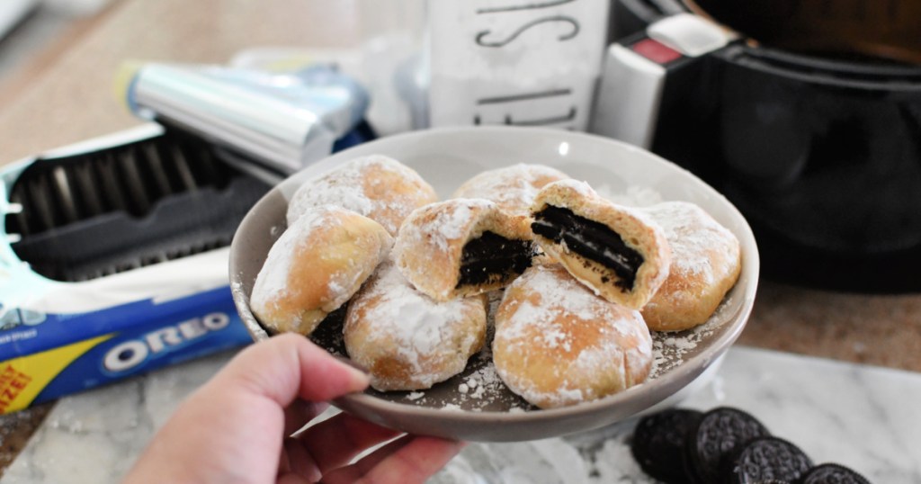 plate of air fried oreos from air fryer