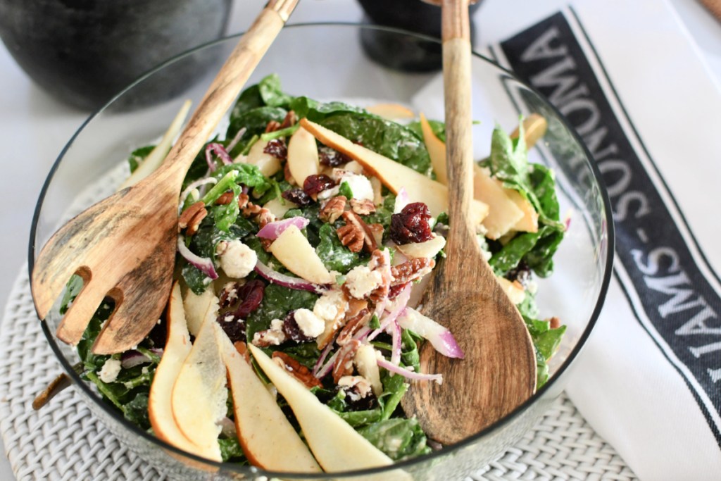 plate with spinach salad