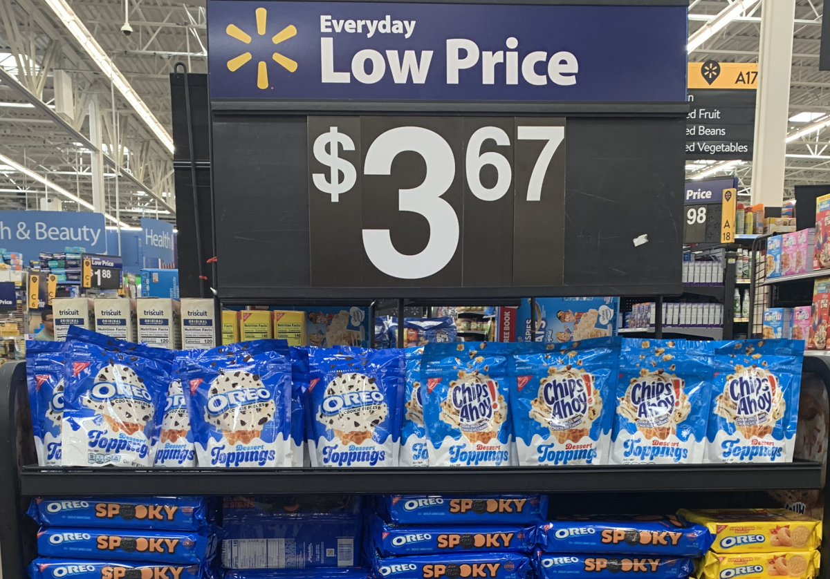 store display of new Nabisco Cookie Dessert Toppings