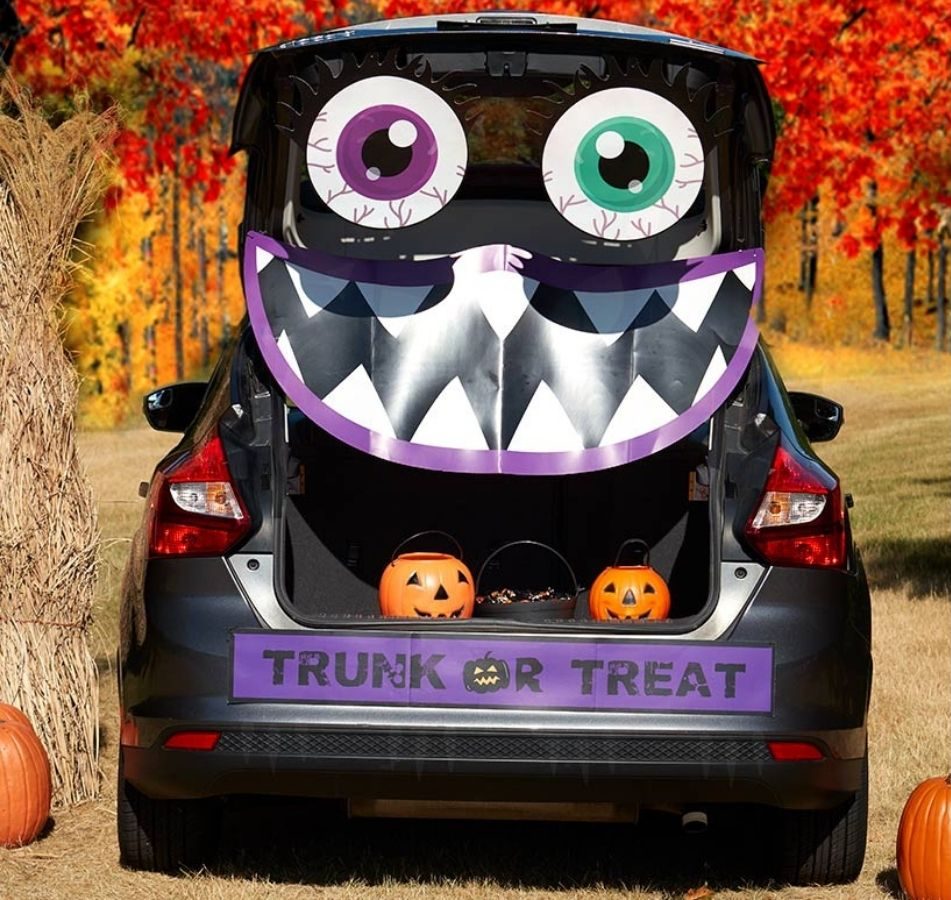 Trunk or Treat Decor