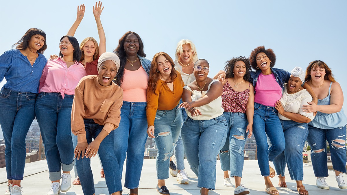 Old Navy models outdoors