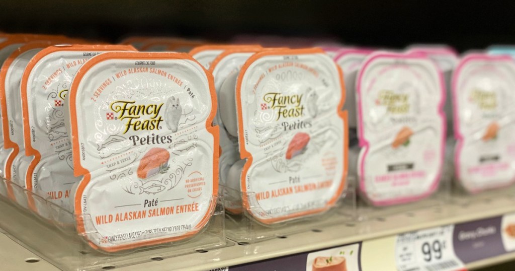 fancy feast petites cat food packages