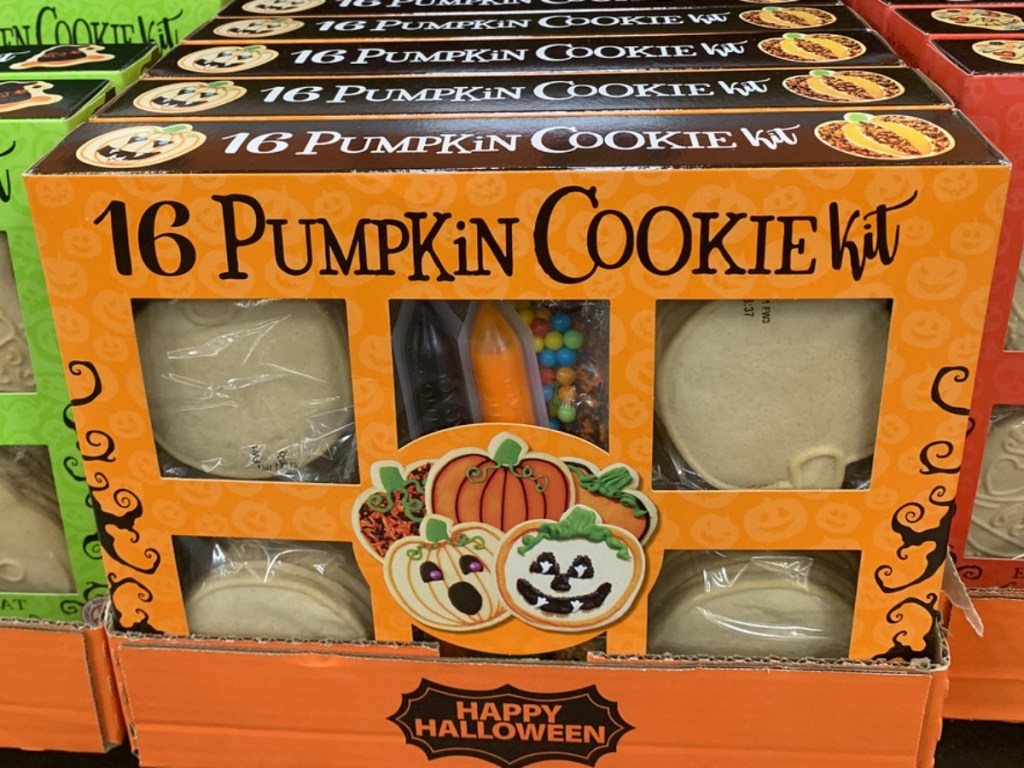 pumpkin cookie decorating set