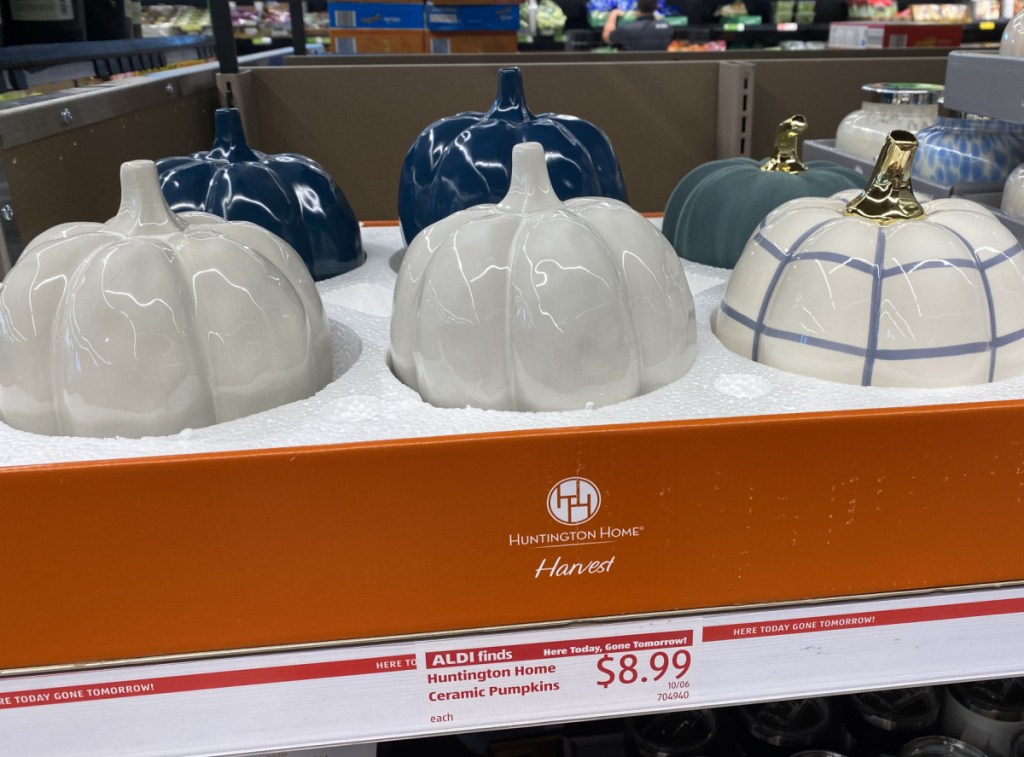 ceramic pumpkins on display in ALDI store