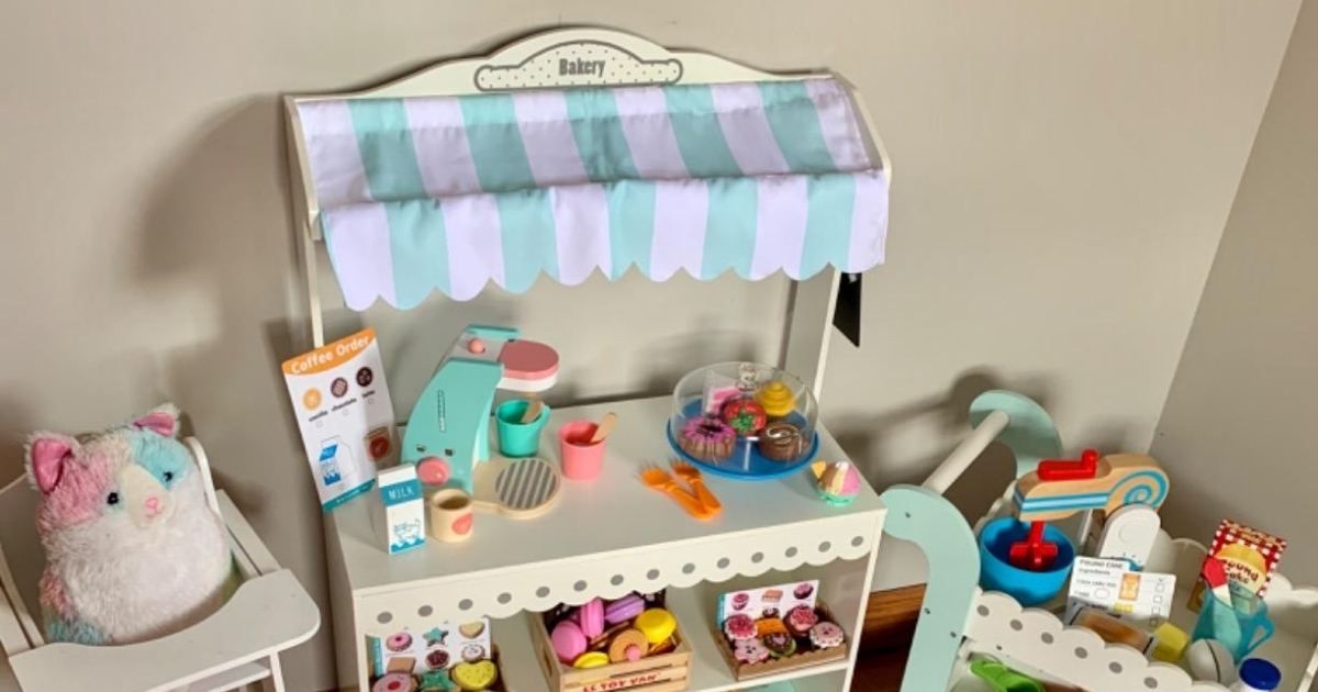 Teamson Kids Wooden Bakery Stand Shop