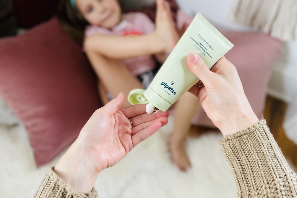 pipette applying eczema lotion