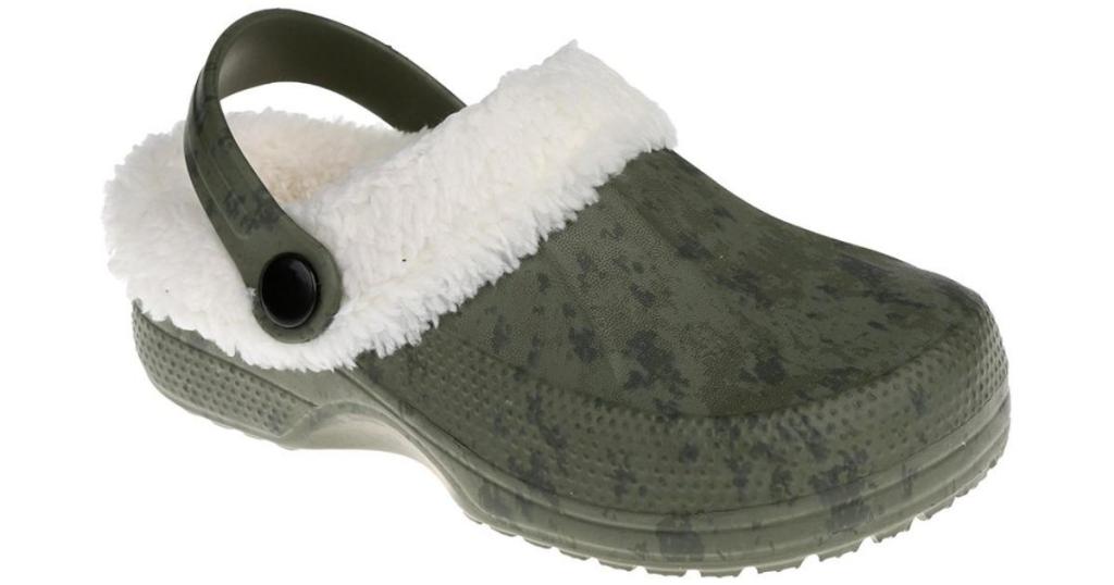 chatties boys green camo sherpa lined clogs