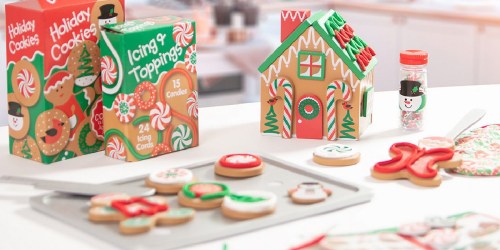 Melissa & Doug Deluxe Wooden Holiday Baking Set Just $24.99 on Kohl’s.online (Regularly $40)