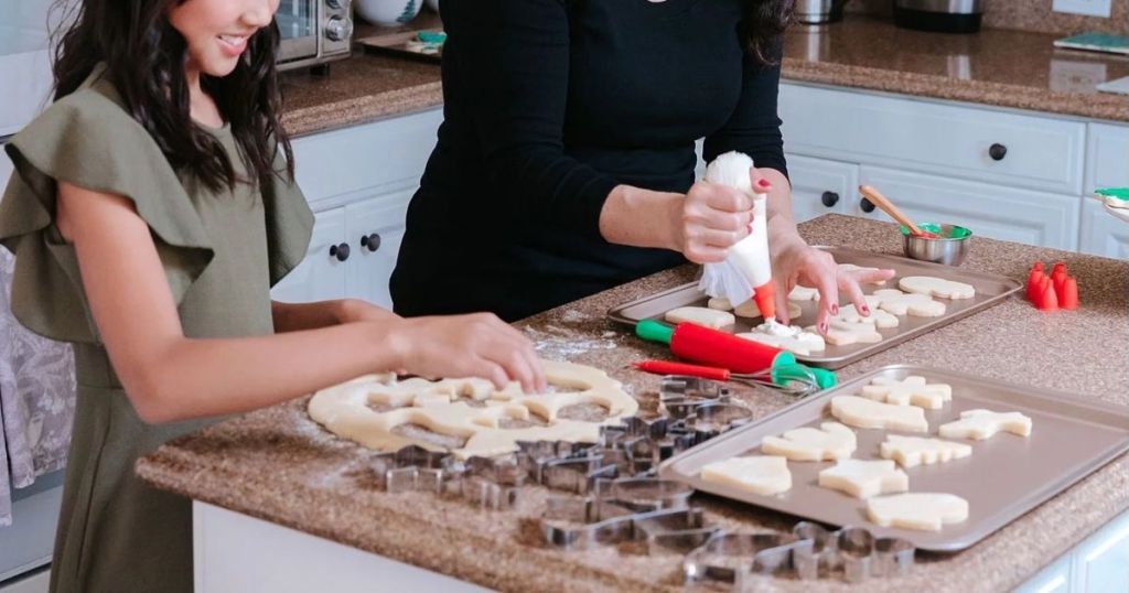 Sam's Club Holiday Baking Set